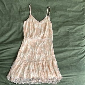 Soft pink/cream lace Joie dress never worn size S